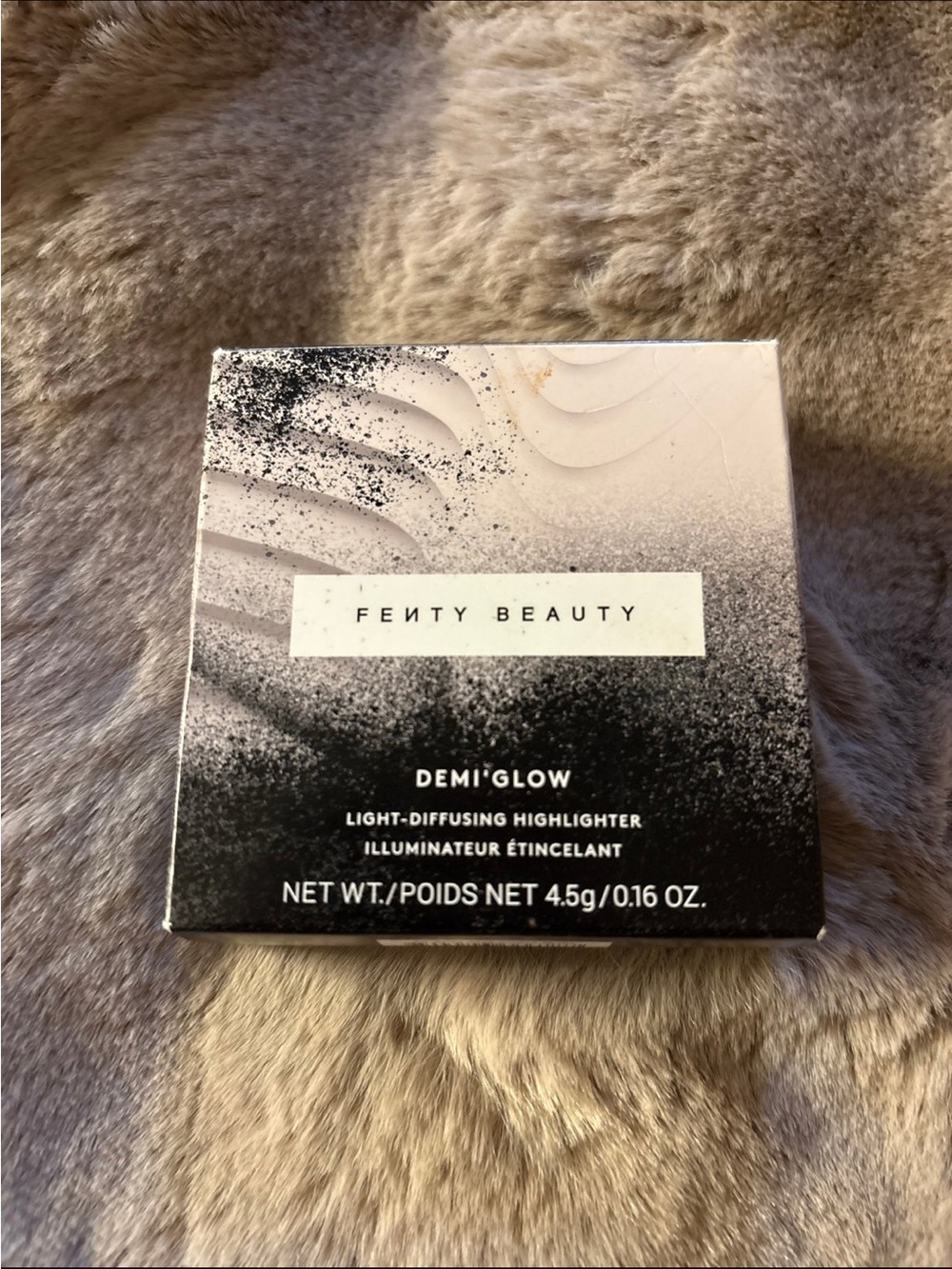 Fenty Beauty Demi'Glow Highlighter — Champagne-Pink Glow